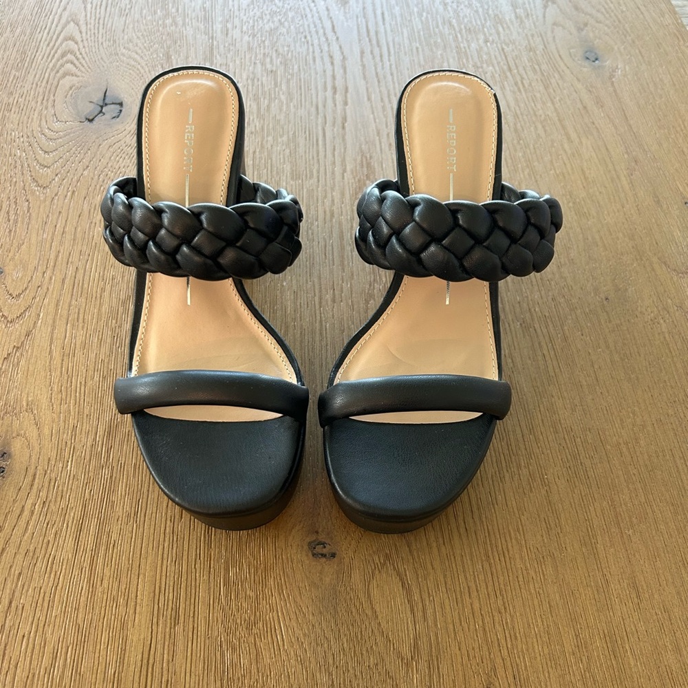 Women’s Report Chunky Heels